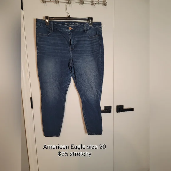 Jeans - Picture 9 of 12